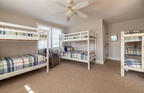 Sawyers Lodge - Historic Soundfront Home, Pool, Hot Tub, Boat Launch, Kayaks, Pets OK, Flex Stays - Foto 30