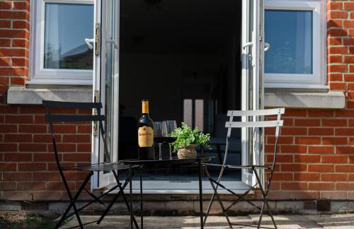 Caboose Stays - Bury St Edmunds - Modern 4 Bed townhouse close to centre and major transport links - Fast Wifi - Parking - Business and Contractors - Foto 27