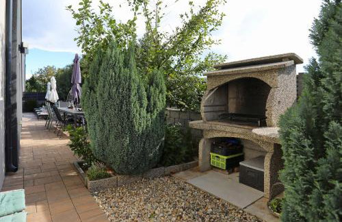 Villa Rocky with heated pool & free bikes - Photo 41