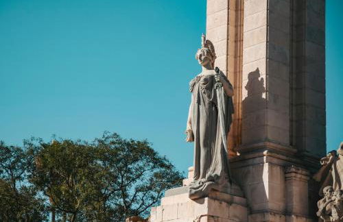 Hidden Gem GRAN TEATRO FALLA SUITES by ApartmentsinCadiz - Photo 46