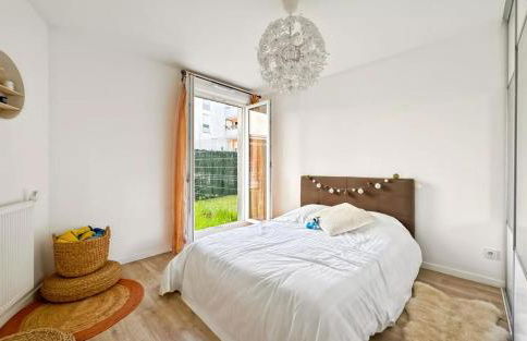 Cocon avec petit jardin centre Bondy - Foto 1