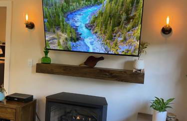 River Run Cottage Modern 2BR Waterfront Retreat in Linville Land Harbor - Foto 3