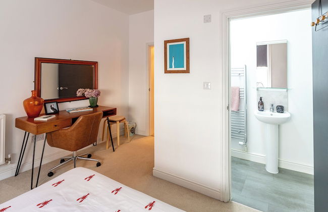 Seadream - Seadream Scarborough Limited - Photo 23