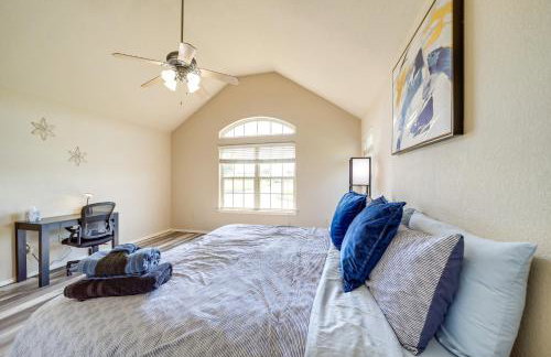 Central Bentonville Home with Fenced Yard! - Foto 14