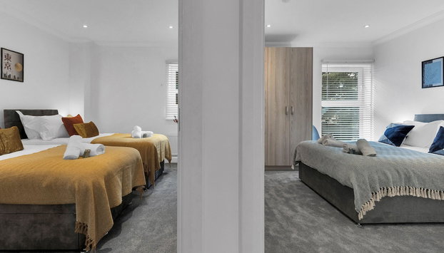 Cosy Modern Stay at St Mary's Nest Apartment By Your Lettings Short Lets & Serviced Accommodation Peterborough With Free WiFi and Parking - Foto 2, Habitación