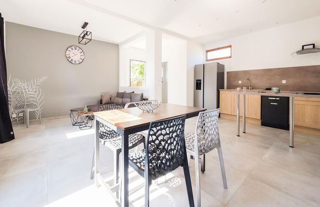 Stylish Beachside Retreat - Foto 15