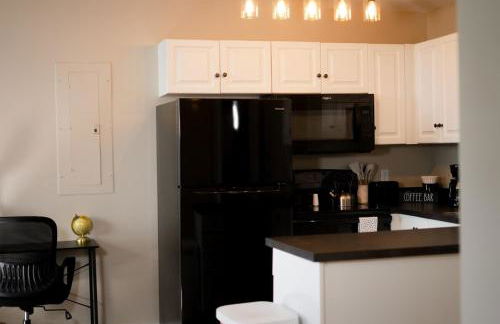 Delightful Downtown Free parking - Foto 17