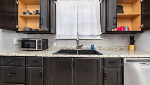 Jazzy Charmer with 3 Queen BedsJazzy Charmer - Foto 4