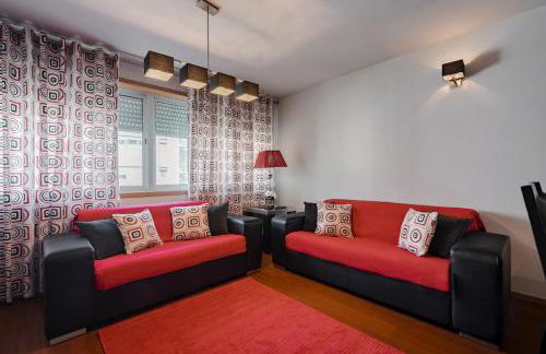 Fully Equipped 3 bed - Parking - Foto 11