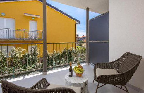 Awesome Apartment In Omisalj - Foto 8