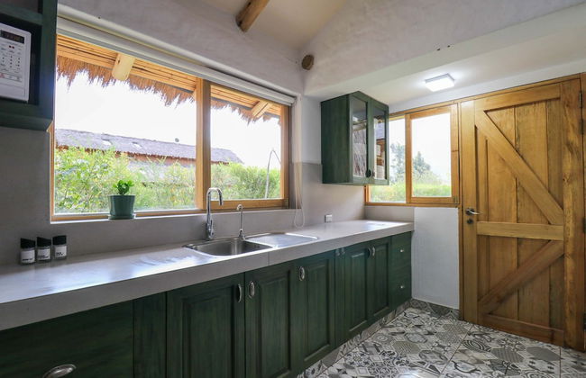 w Fabulous 3BR House in Villa Sagrado - Photo 14