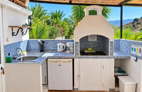 Tiny house 12m2 "ANTON PIECK" in holiday park with 55 m2 pool - Foto 8