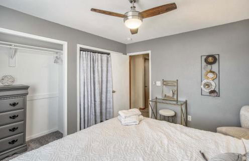 Hot Tub - Pet Friendly - 7 miles to Fort Carson - Foto 10