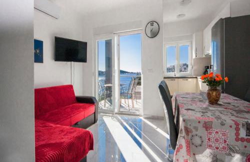 Apartments Happy Holiday - Photo 10