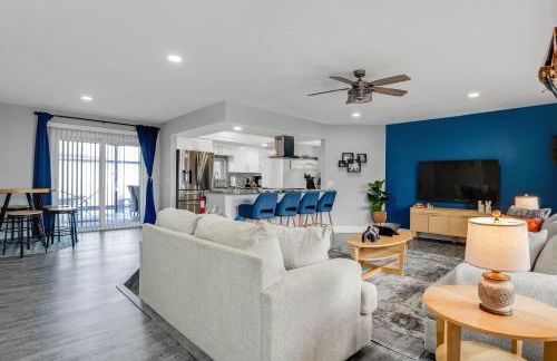 Luxe by Jenn - 3BR Retreat with Heated Pool - Photo 39