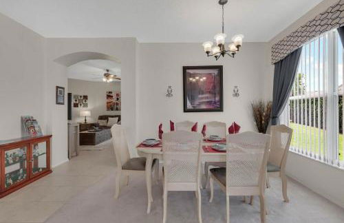 4 bedrooms pool and spa home on golf course Fairways Estates - Foto 10