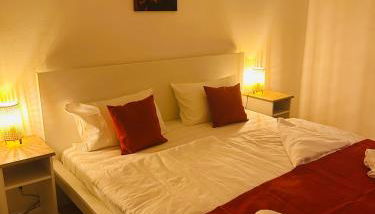 Be like your home! Familienhaus mit Garten & Netflix, Phantasialand nah - Photo 3