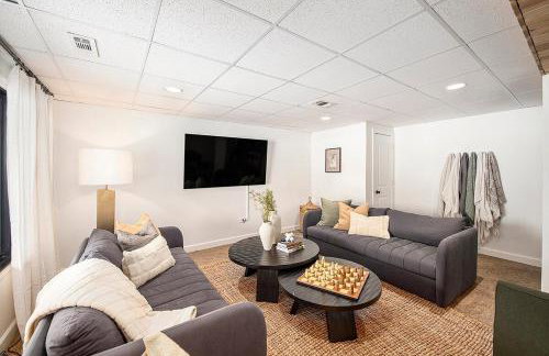 New Beach front 5bd in Sister Lakes with Hot tub - Foto 1