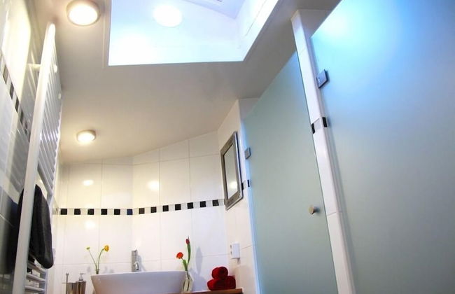 Boathotel Rotterdam Seven - Photo 15