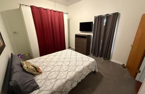 LARGE 2bed 1bath Near Beach & Downtown with KING BED - Foto 17