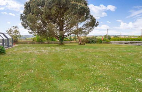 Beautiful Home In Pleudaniel - Photo 14