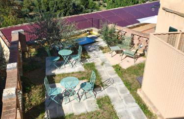 TUSCANFLAT Castle - Photo 23