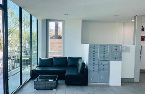 Newly Built Stylish Modern 2B In LA - Foto 45