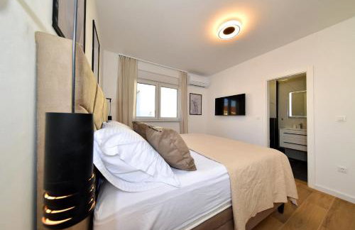 Villa Nostro Porto with pool - Photo 25