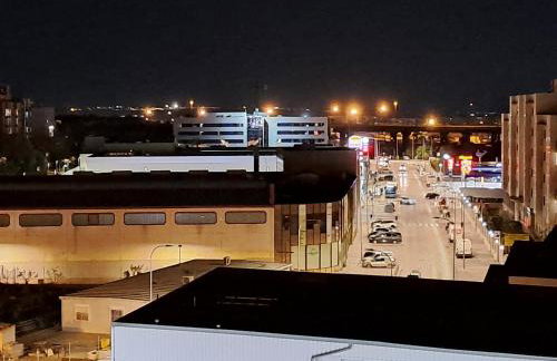 Acogedor loftcon garaje a 10min del aeropuerto e IFEMA - Foto 49