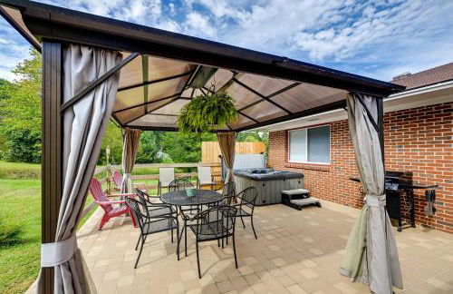 Pet Friendly Home with Hot Tub, Patio and Game Room! - Foto 1