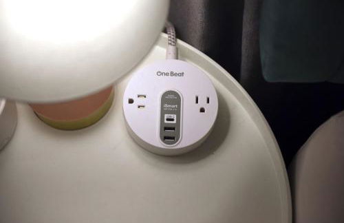 HostWise Stays - King Bed - Free Street Parking - Walkable Location - Foto 21