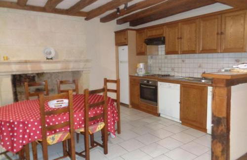 Maison tourangelle restaurée, 3 chambres, jardin clos, village viticole, proche loisirs et équipements bébé - FR-1-381-236 - Foto 7