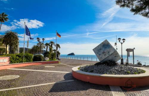 Beaches 400m - Free Garage - Terrace - Smart TV - Foto 25