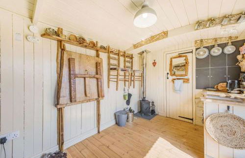 Littlestock Shepherds Hut - Foto 8