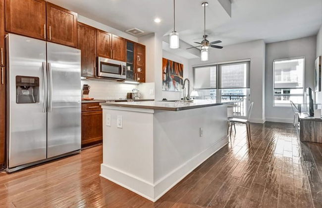 Global Luxury Suites Midtown Atlanta - Photo 13