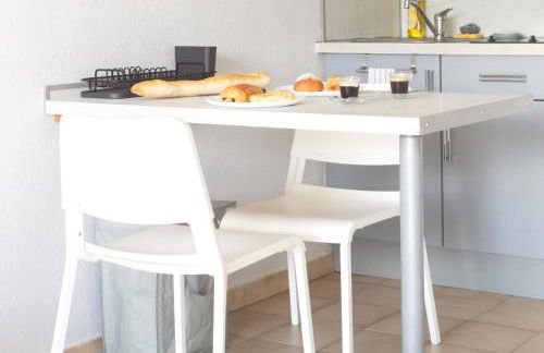 Le Havre de Ferrieres - free Parking - WiFi - Cuisine - Foto 13