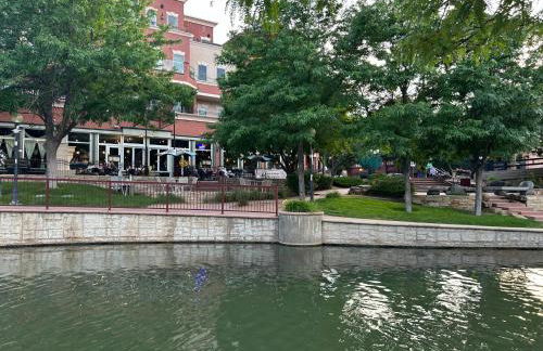 Step Back in Time - Photo 30