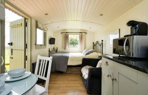 Finest Retreats - Hay and Hedgerow Glamping - Foto 2