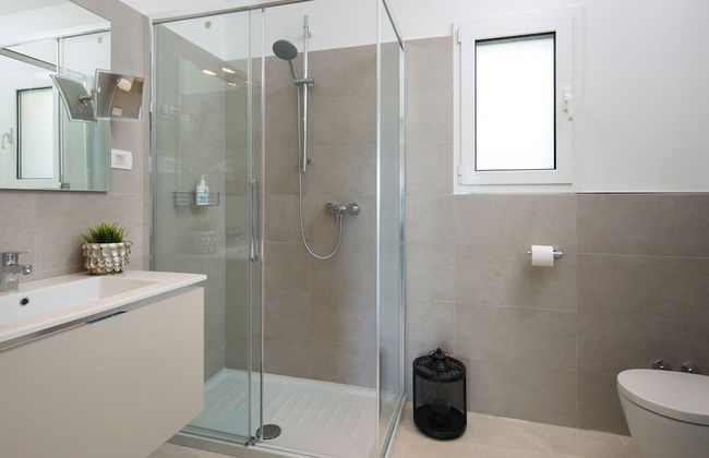 Exquisite Villa in Stanisovi With Swimming Pool - Foto 15