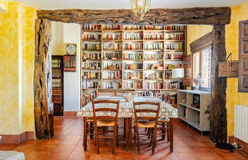 Casa Rural Enorme con BBQ & Horno Leña ideal para Familias - Foto 68