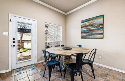 Rockwall Urban Oasis-Pool/Spa/Games/Park/Lakeside - Foto 25