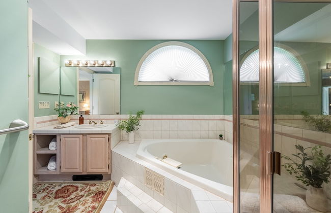 Twin Waters by Avantstay Patio Pool Table - Photo 24