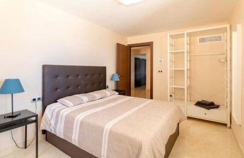 Villa Irene, Large First Line Villa wíth amazing sea- and coast views and large private swimming pool! - Photo 58