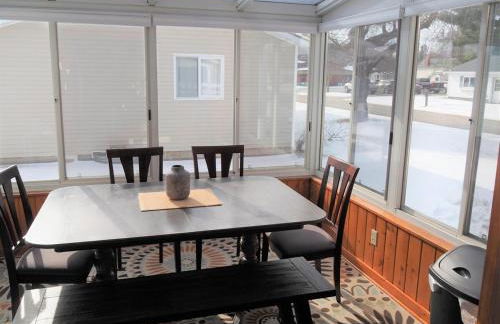 My Happy Place - Gorgeous and Great Location! - Foto 23