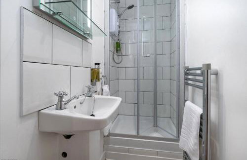 Farmhouse with Log Fire & On-Site Dog Field - Foto 41