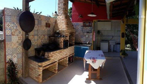 Casa com amplo quintal, churrasqueira e área verde - Foto 4