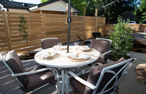 Cozy Bungalow Hot Tub & Fire Pit, Walk Downtown - Foto 22