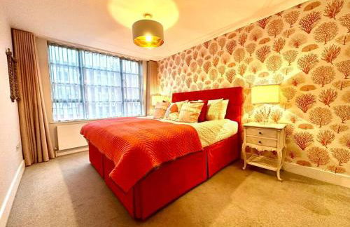 Luxury Apartment Next to the Beach New 2 Bedroom - Great Location - Fast WiFi - Smart TV - sleeps up to 4! Close to Purbeck, Corfe Castle, Sandbanks, Poole & Bournemouth - Foto 13