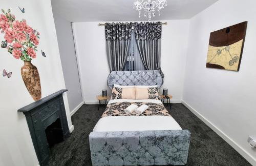 *11BR* Setup for your most amazing relaxed stay + Free Parking + Free Fast WiFi * - Foto 2