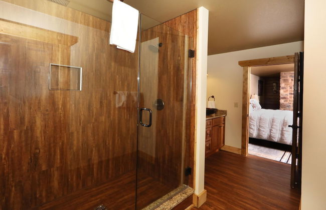 Above It All - Four Bedroom Cabin - Foto 26